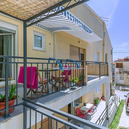 אומיס Apartment Ivanka מראה חיצוני תמונה